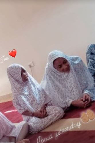 Inaya Ayew practicing Muslim.